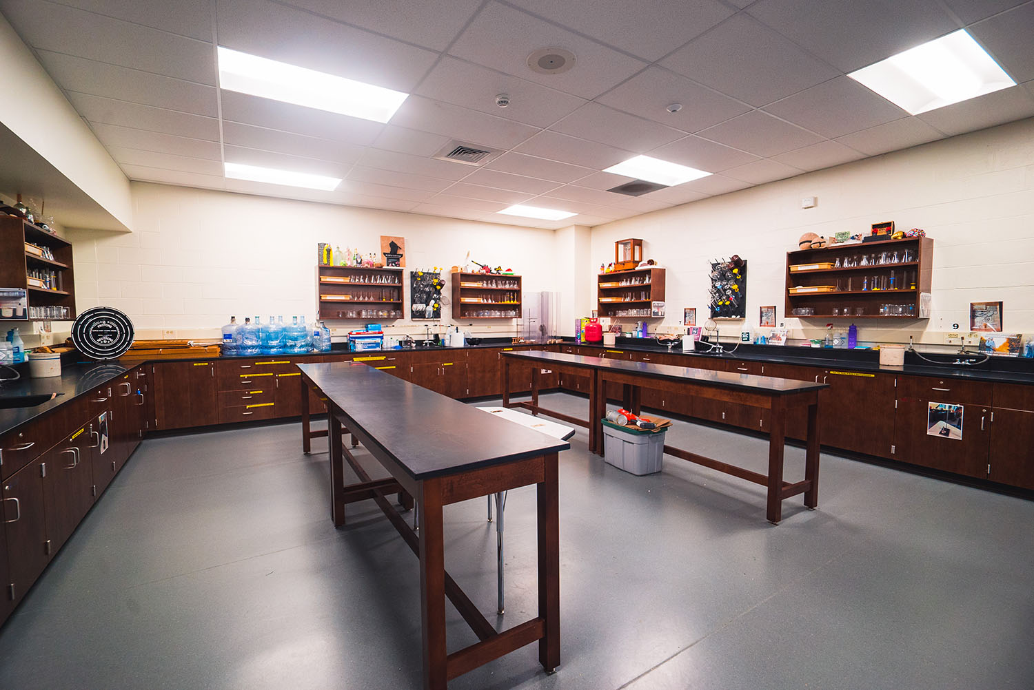 Quincy High School science lab