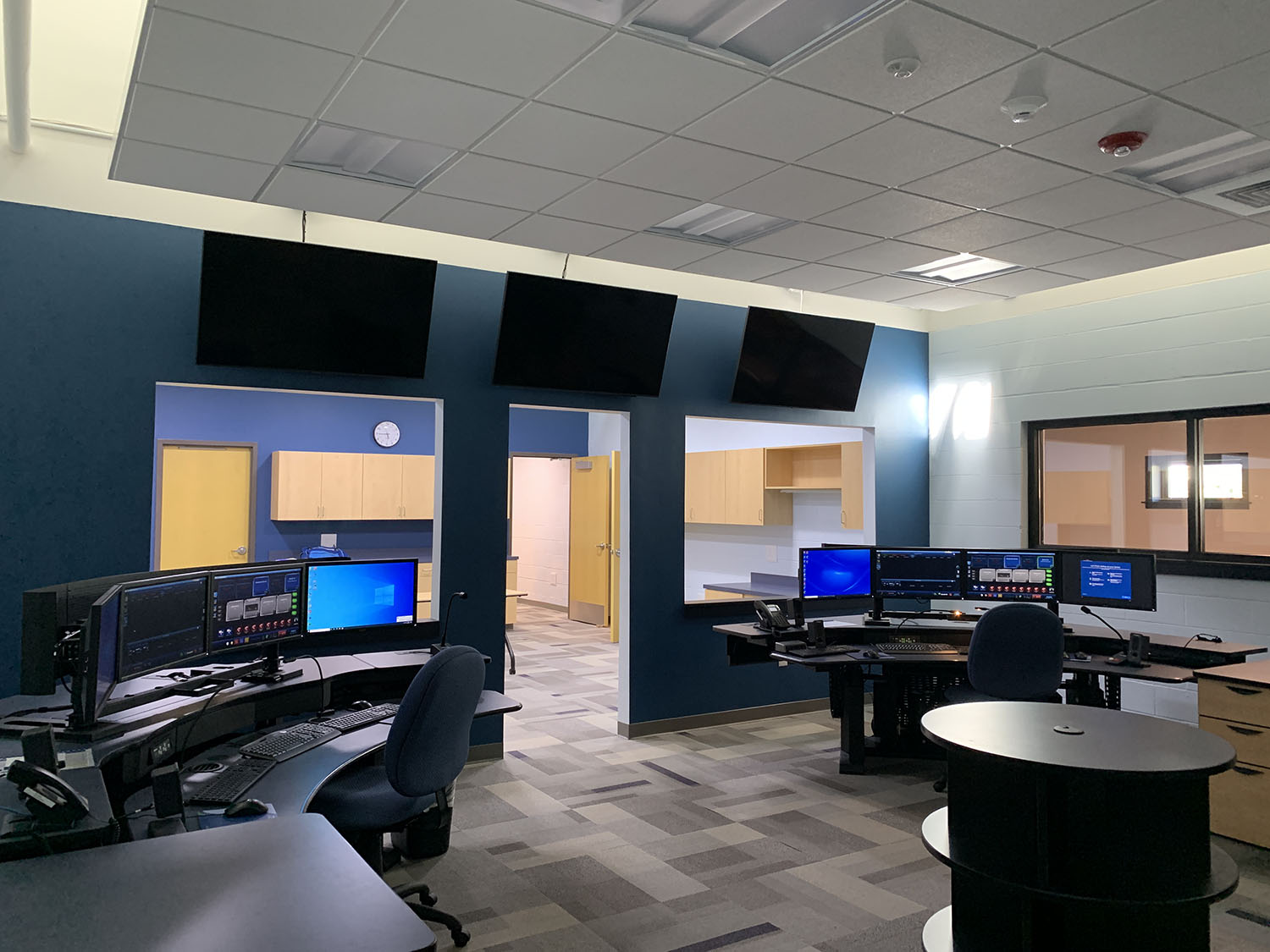 Montgomery County EOC & 911 building interior