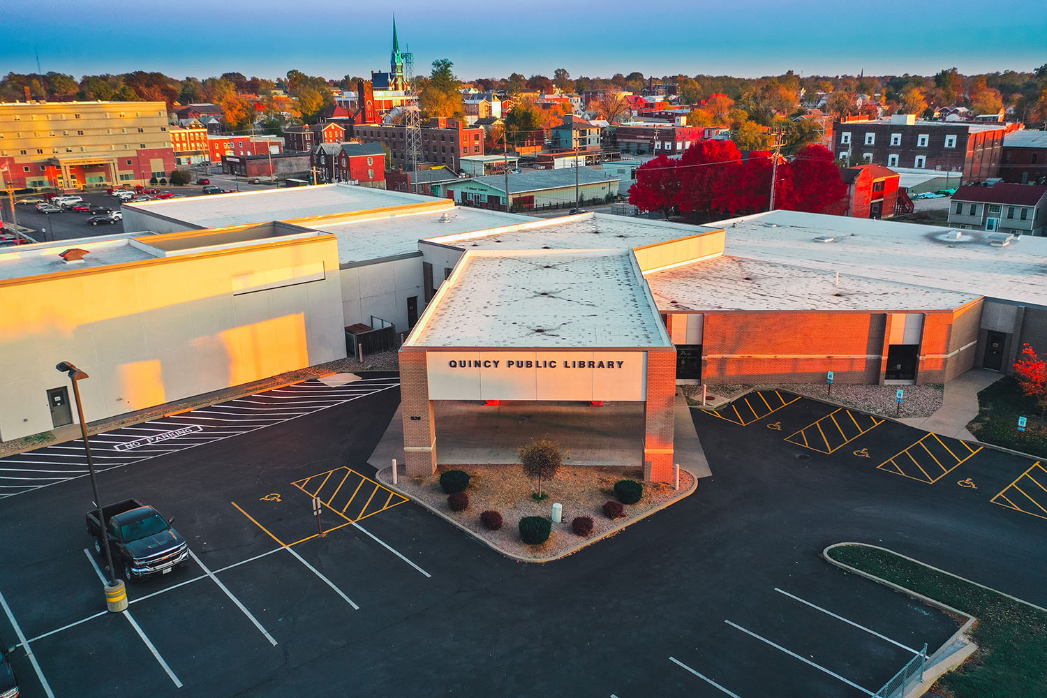 Quincy Public Library building exterior in Quincy, Illinois